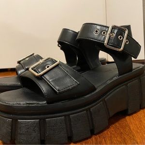 Ready Salted Platform Sandals new